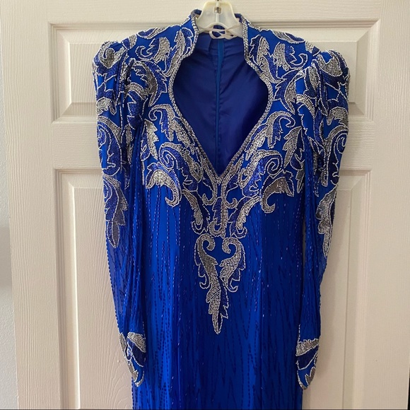 De Oscar Collection Blue Formal Sequin Evening gown gently used Size 14 - Picture 6 of 9